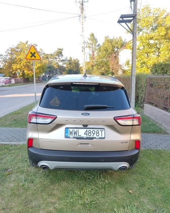 Ford Kuga cena 116900 przebieg: 33000, rok produkcji 2020 z Kobyłka małe 106